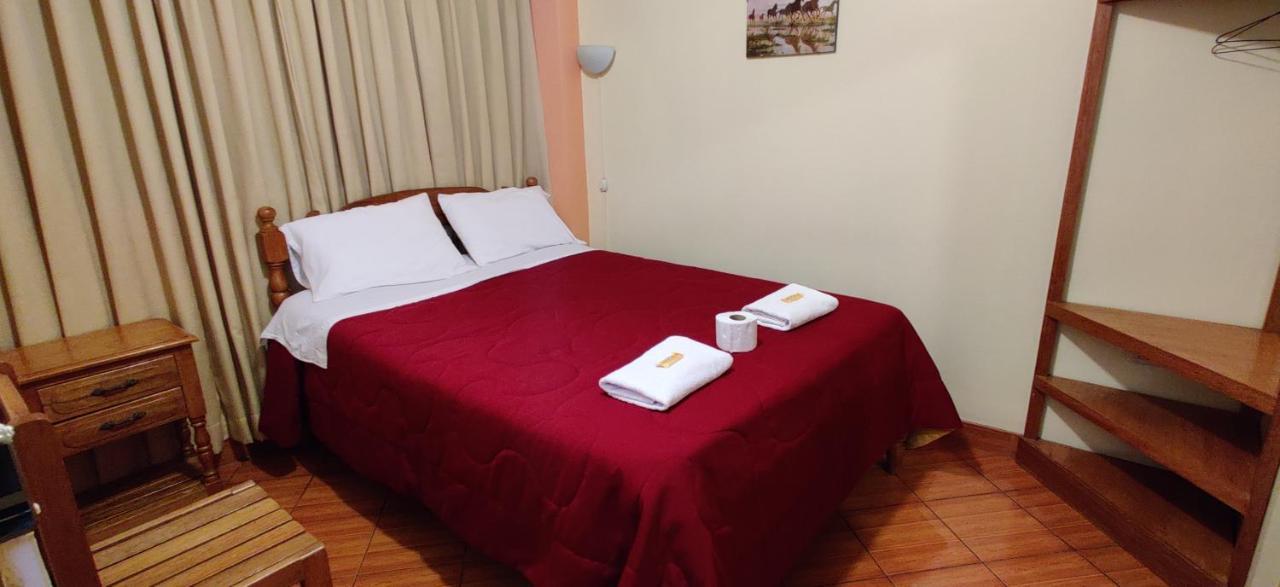 Lhotse Hostel B&B Уарас Екстер'єр фото